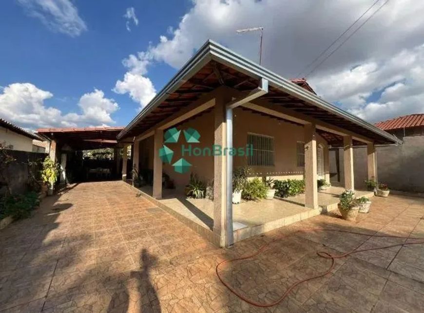 CASA À VENDA NO BAIRRO PROMISSÃO - LAGOA SANTA/MG