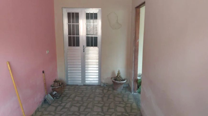 Excelente Casa, 01 Quarto, 01 Vaga em Bezerros, Aceito Automóvel Ótima Localização