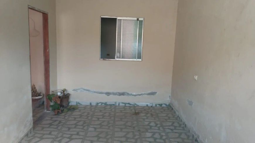 Excelente Casa, 01 Quarto, 01 Vaga em Bezerros, Aceito Automóvel Ótima Localização
