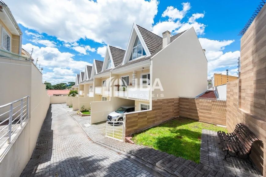 SOBRADO TRIPLEX EM CONDOMÍNIO NO BOA VISTA