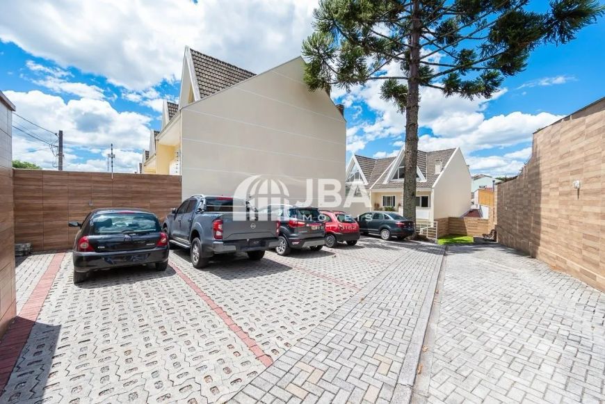SOBRADO TRIPLEX EM CONDOMÍNIO NO BOA VISTA