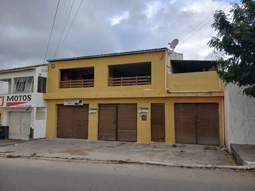 Casa para venda tem 378 metros quadrados com 3 quartos em Santo Amaro - Bezerros - PE