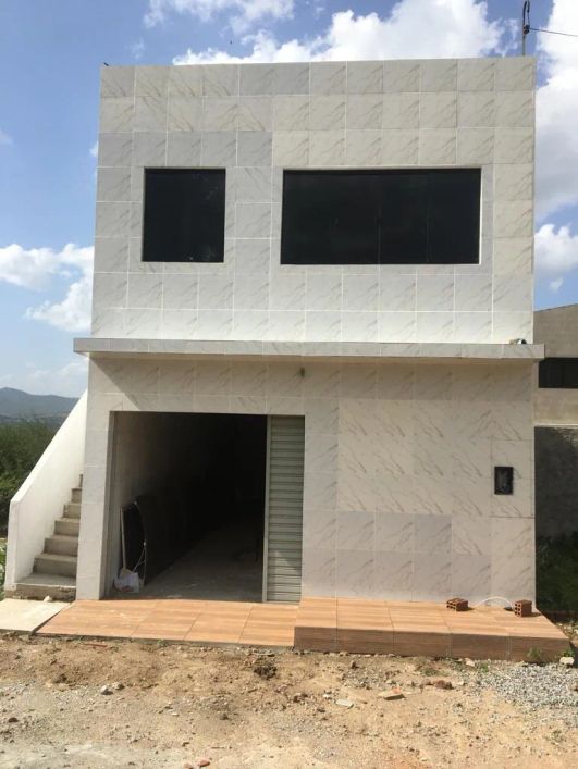 Ótima Casa + Ponto Comercial, Área de Lazer em Bezerros, Aceito Automóvel