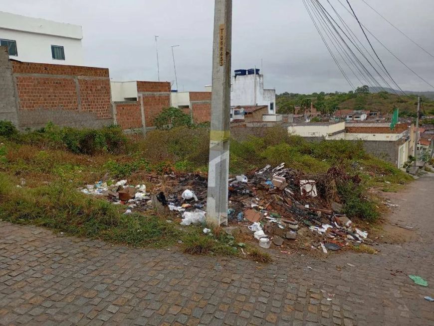 Terreno de 178m² à venda, localizado em Portal da Serra, Bezerros - Pernambuco.