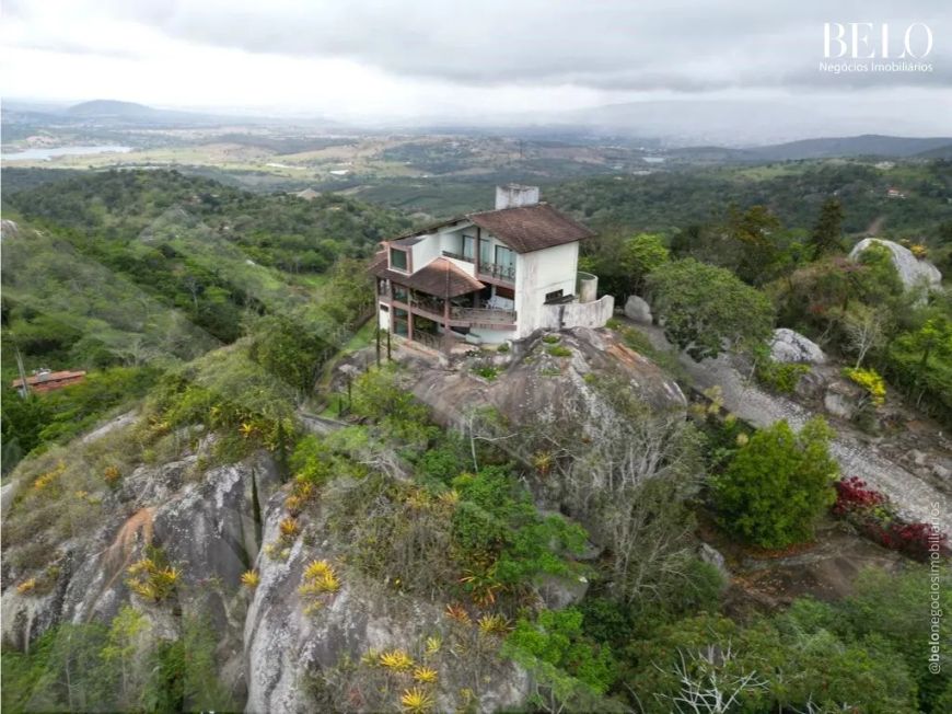 Casa de Alto Padrão no Topo de uma Montanha na Serra Negra, Bezerros - Pernambuco
