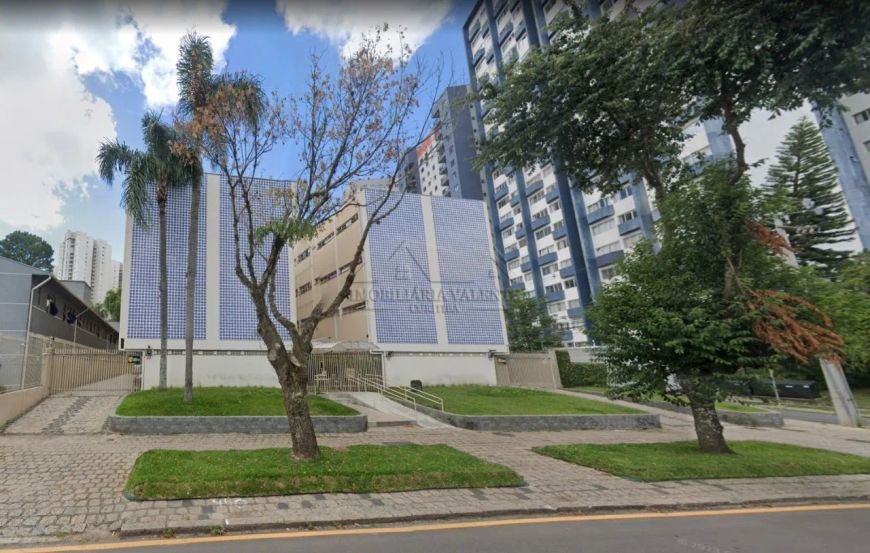 Imóvel Impecável: Apartamento com 3 quartos sendo uma suíte e 130m² no Cristo Rei, Curitiba-PR!