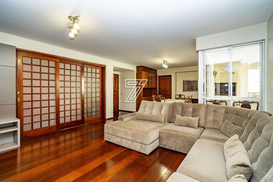 Apartamento a venda tem 299m² com 4 quartos no Bigorrilho - Curitiba - PR