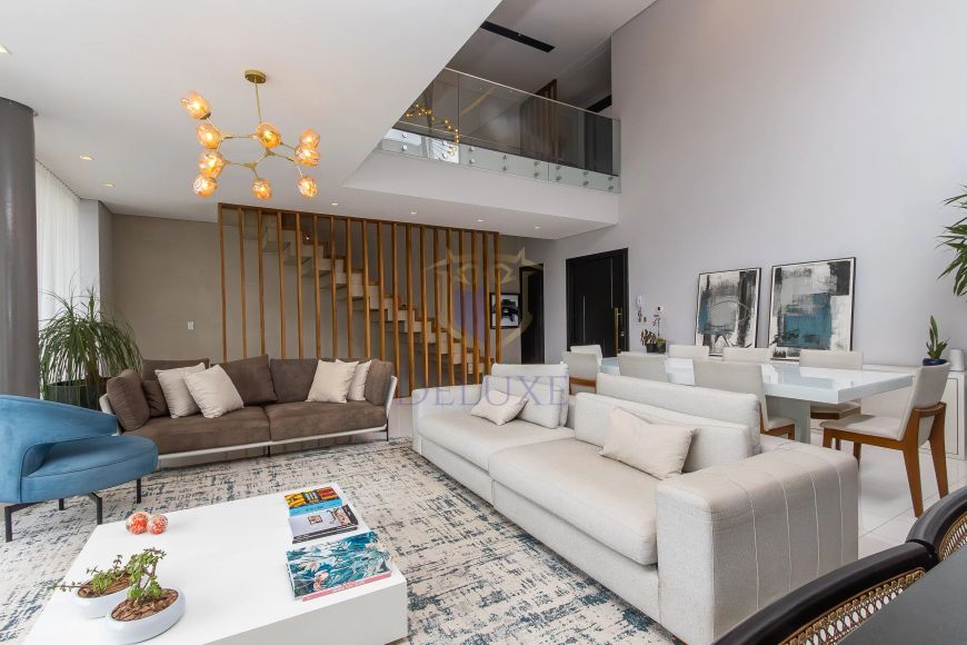 CASA EM CONDOMÍNIO - EVERGREEN - 433M - 4 QUARTOS - 4 VAGAS - PISCINA - ALTO PADRÃO