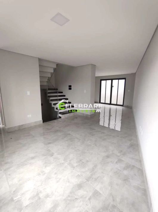 TRIPLEX NOVO NO BOA VISTA! 03 QTS,SUÍTE,CHURRASQ.,FRENTE P/ RUA