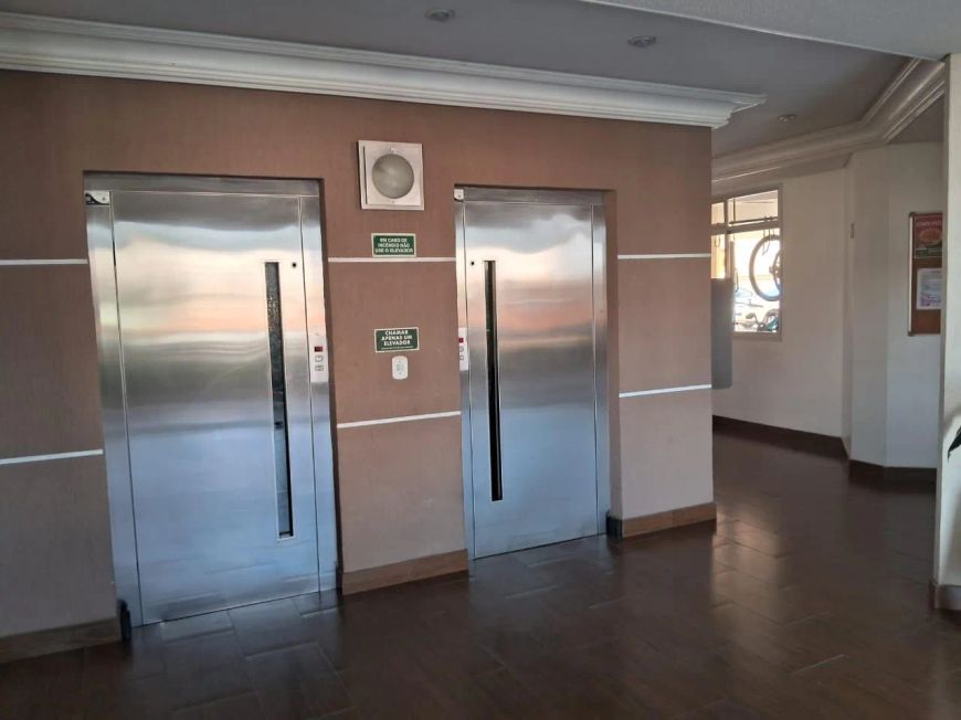 Apartamento 3 Quartos para Venda em Curitiba, Novo Mundo, 3 dormitórios, 1 banheiro, 1 vaga