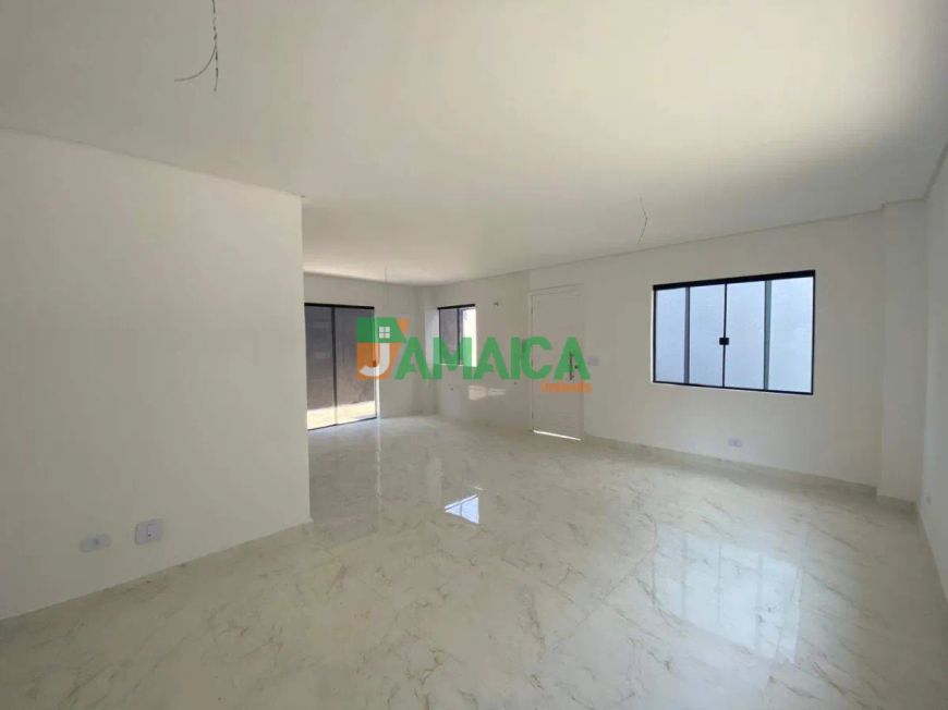 Sobrado novo à venda no Guabirotuba com 03 quartos - 5127