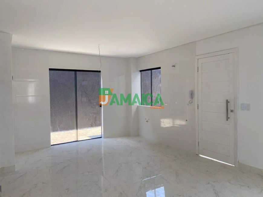 Sobrado novo à venda no Guabirotuba com 03 quartos - 5127