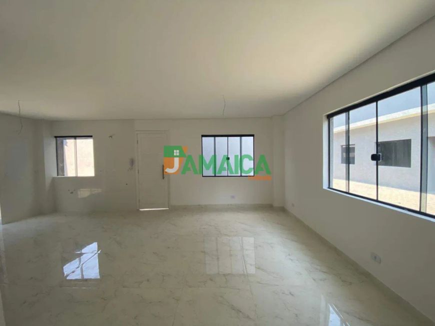 Sobrado novo à venda no Guabirotuba com 03 quartos - 5127