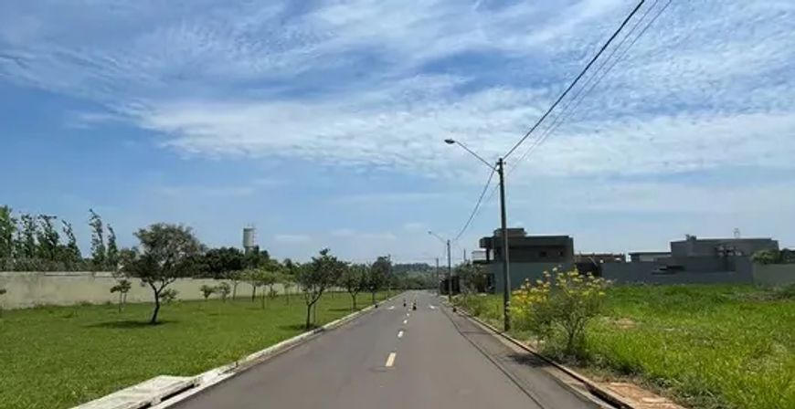 Lote/Terreno para venda tem 278 metros quadrados