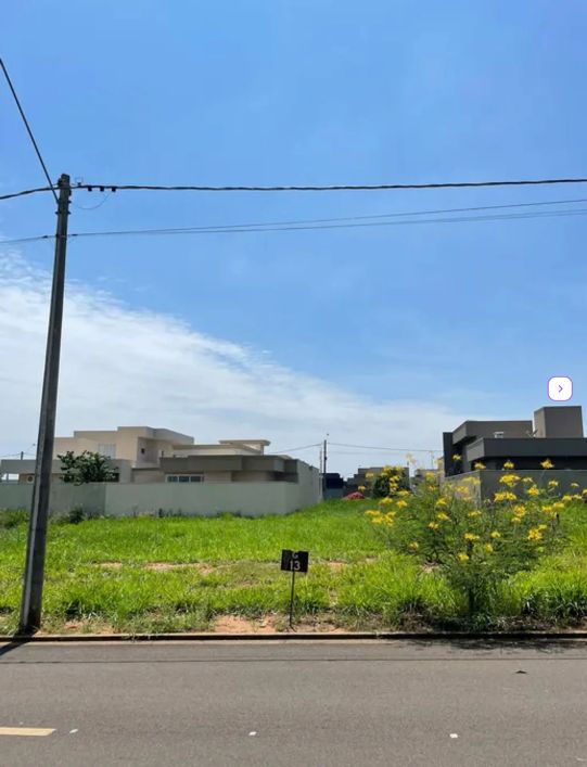 Lote/Terreno para venda tem 278 metros quadrados
