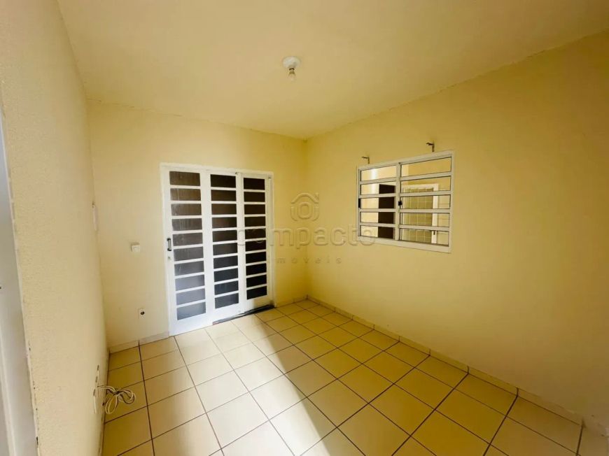 Casa Padrão em Mirassol