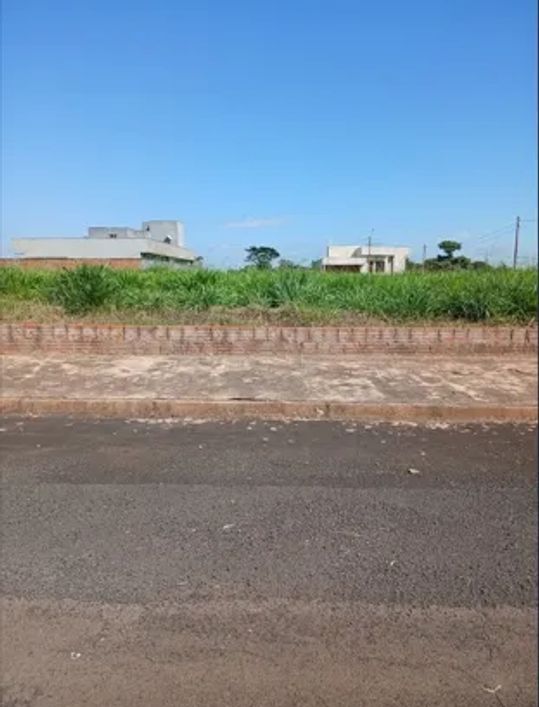 Imóvel para venda tem 450 metros quadrados em San Diego - Mirassol - SP