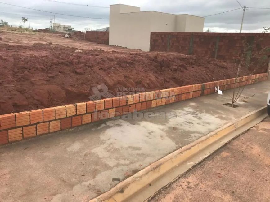Terreno Padrão em Mirassol