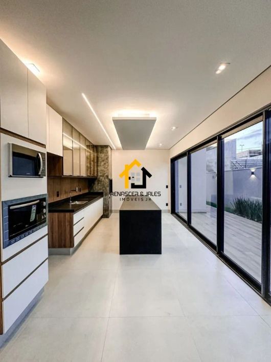 Casa com 3 suítes à venda, 147 m² por R$ 990.000 - Condomínio Terra Alphaville -