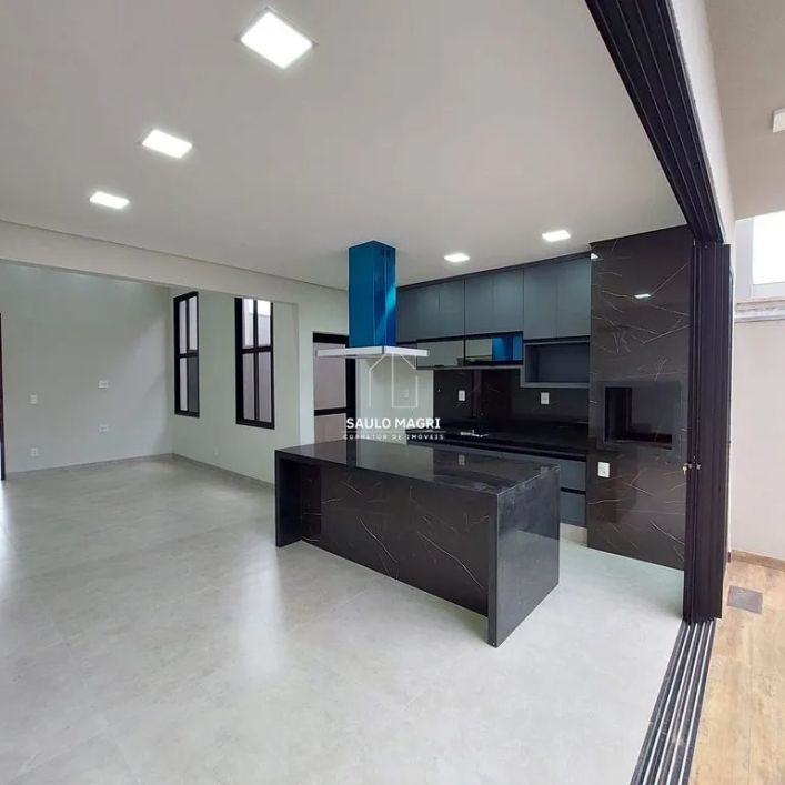 Oportunidade Imperdível - Casa em Condomínio Fechado Setlife 2