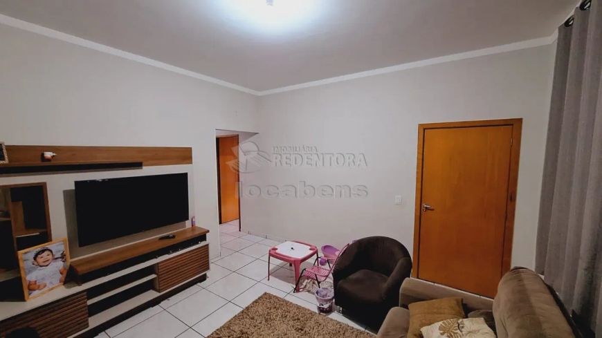 Excelente Casa Residencial em Mirassol com 3 dormitórios