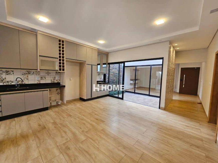 Casa com Fotovoltaica, 3 dormitórios à venda, 155 m² por R$ 900.000 - SetLife Residence Club 1 - Mir