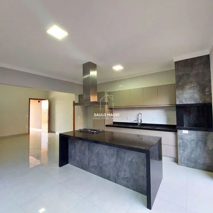 Imperdível - Casa a venda no Condomínio Setlife