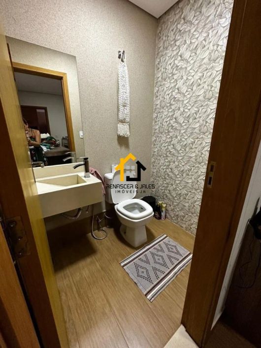 Sobrado com 3 dormitórios à venda, 282 m² por R$ 690.000 - Parque dos Ipês 2 - M