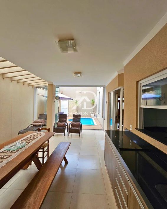 Casa Térrea à Venda em Condomínio Golden Park Residence, Mirassol - SP
