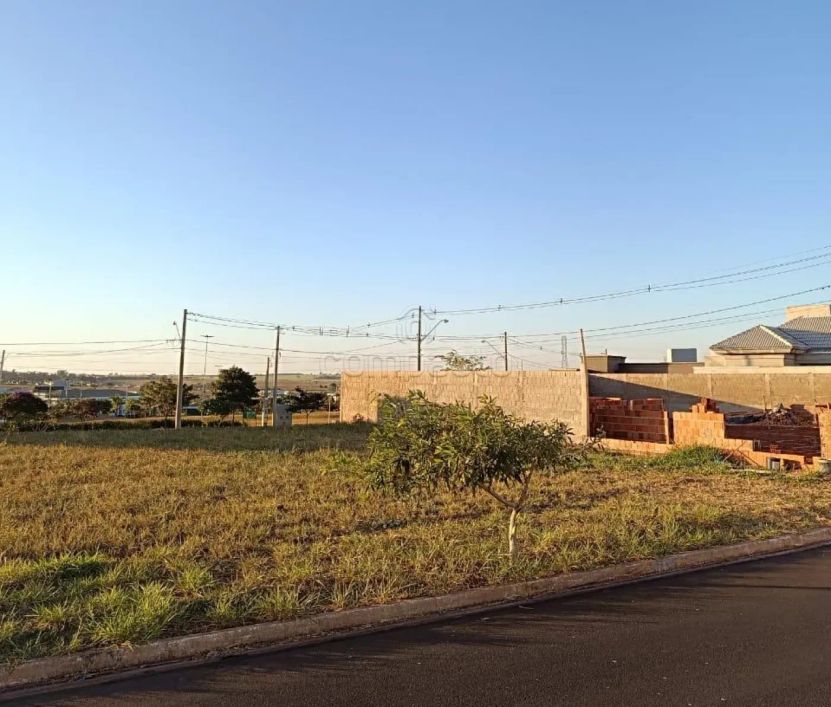 Terreno Condomínio em Mirassol