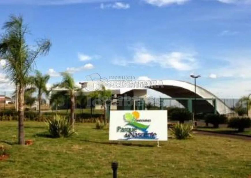 Terreno em condomínio na cidade de Mirassol - SP