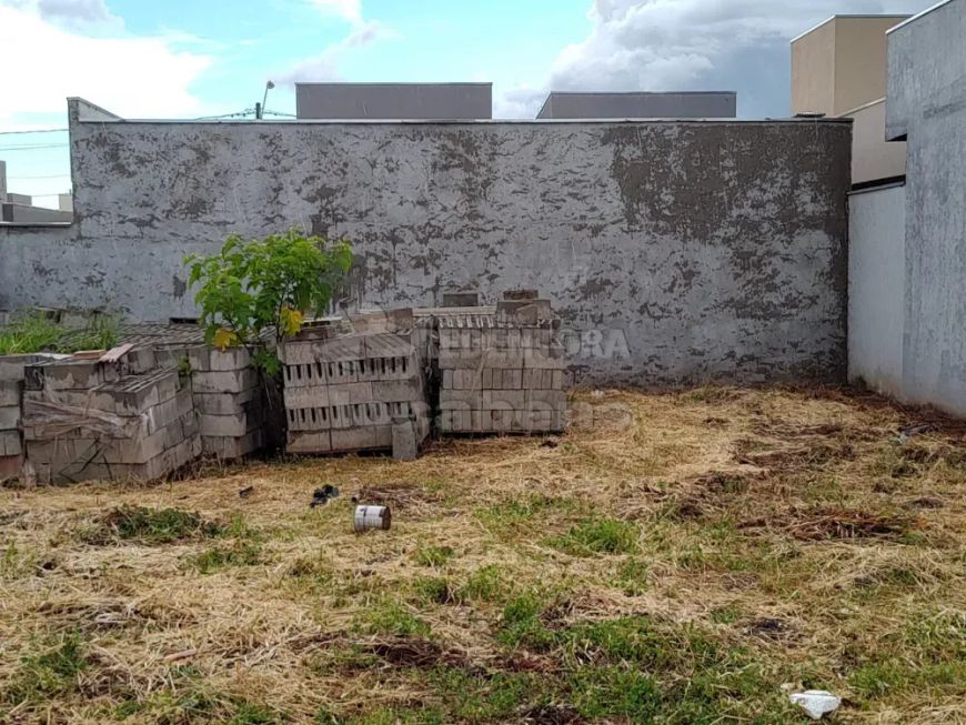Terreno Condomínio em Mirassol