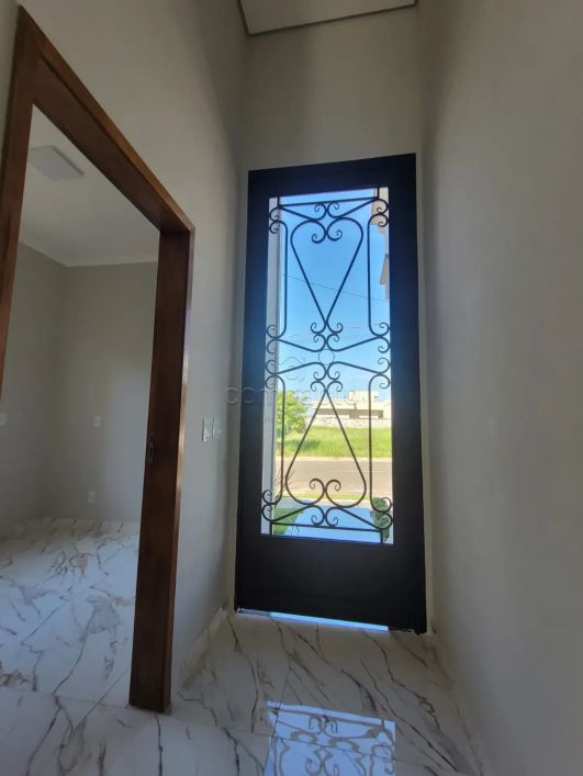 Casa Condomínio em Mirassol