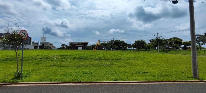 Terreno de 300m² à venda no Terras Alphaville Mirassol - Mirassol, SP