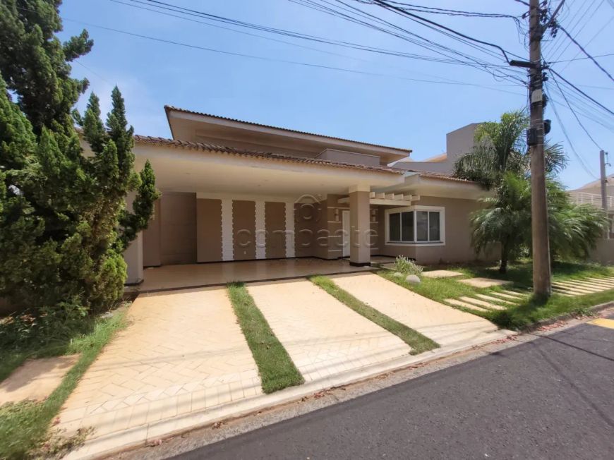 Casa Condomínio em Mirassol