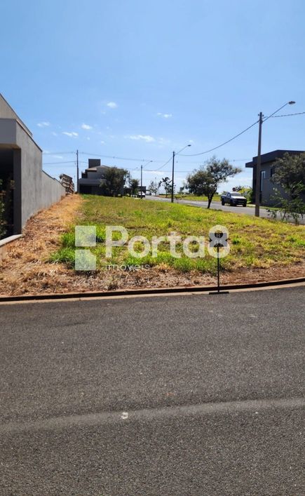 Venda de Terreno no Village Damha IV em Mirassol: Oportunidade Única.