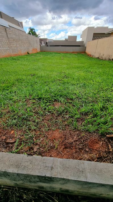 Excelente Terreno no Condomínio Golden Park com 420 metros - Planíssimo