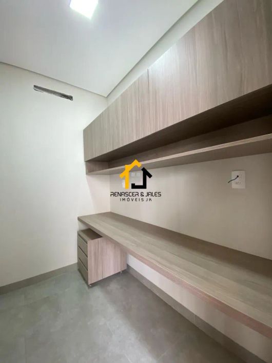 Casa com 3 dormitórios à venda, 157 m² por R$ 930.000,00 - SetLife Residence Clu
