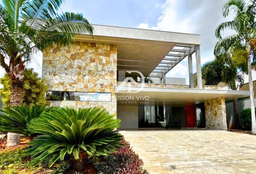 Casa à Venda em Condomínio Golden Park Residence, Mirassol - SP