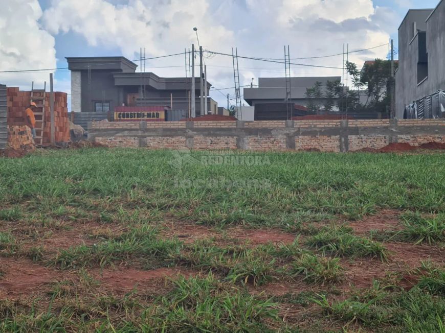 Terreno Condomínio em Mirassol