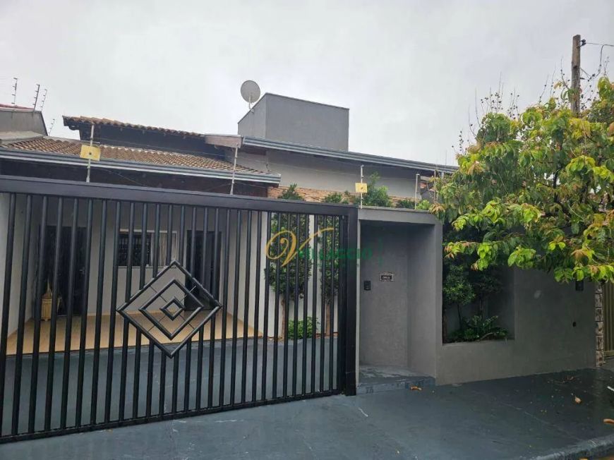 Casa com 3 dormitórios à venda, 178 m² por R$ 450.000,00 - Residencial Regissol II - Mirassol/SP