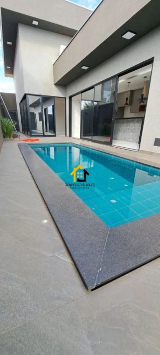 Casa com 3 dormitórios à venda, 256 m² por R$ 1.850.000,00 - Golden Park - São J