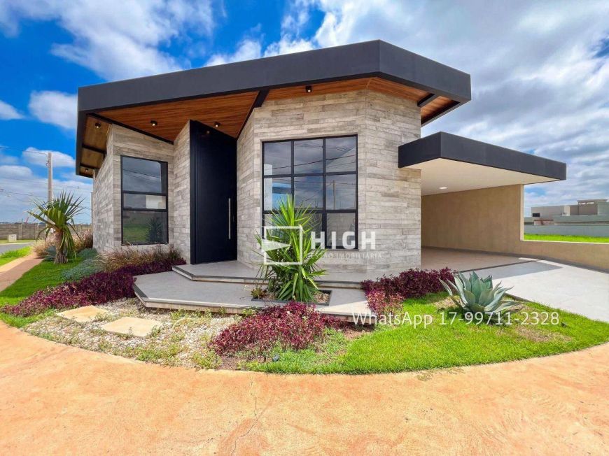 Casa para venda condomínio SetLife II - 3 suítes e piscina aquecida