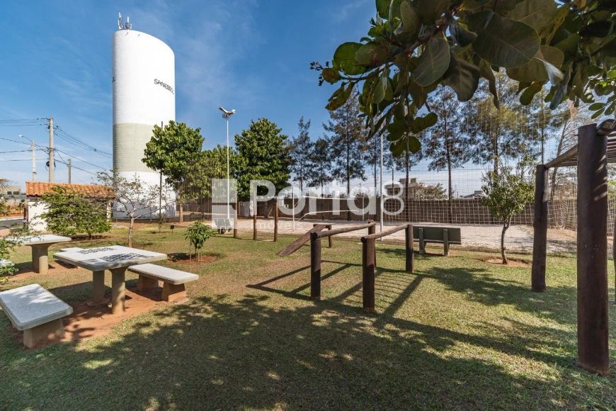 Casa 3 Quartos condomínio Golden Park 420 m2