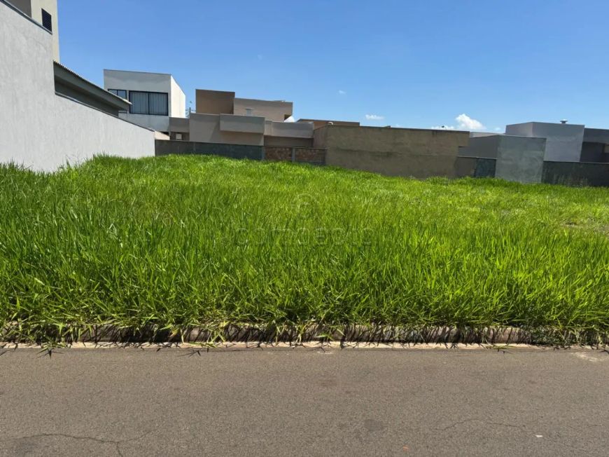 Terreno Condomínio em Mirassol