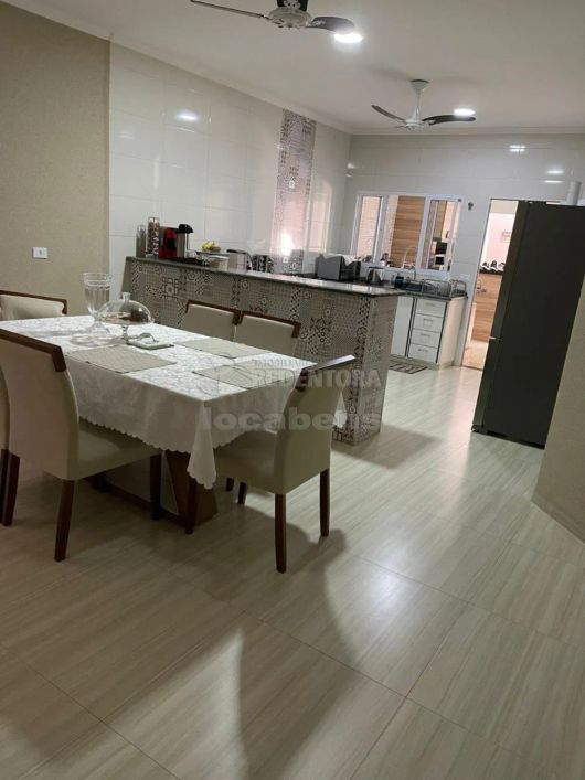 Casa / Padrão - Jardim Flamboyant - Venda - Residencial