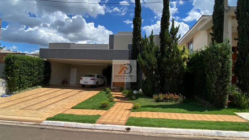 Casa à Venda Condomínio Golden Park Residence Fase II, Mirassol - SP