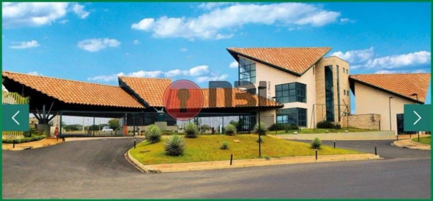 Terreno de esquina, plano, oportunidade - Condomínio Golden Park Residence