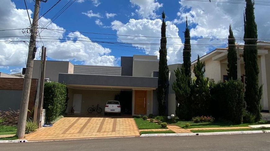 Casa com 3 dormitórios à venda, 250 m² por R$ 1.450.000,00 - Golden Park - Mirassol/SP