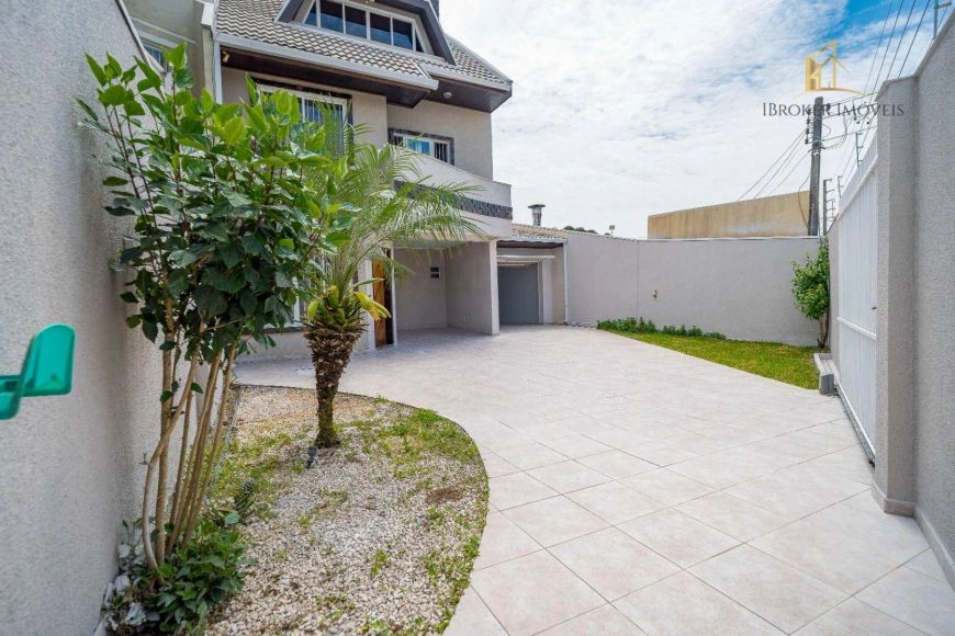 Sobrado com 4 quartos à venda, 191 m² por R$ 1.299.000 - Bom Retiro - Curitiba/PR